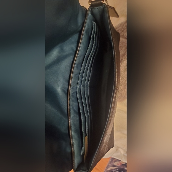 Coach Wristlet Black Pebble Leather - Picture 5 of 5